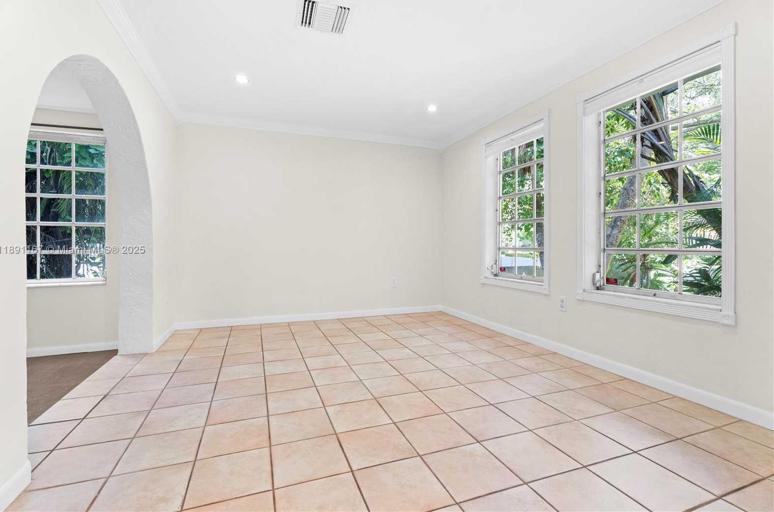 Small Image of 5520 SAN VICENTE ST, Coral Gables Number 8