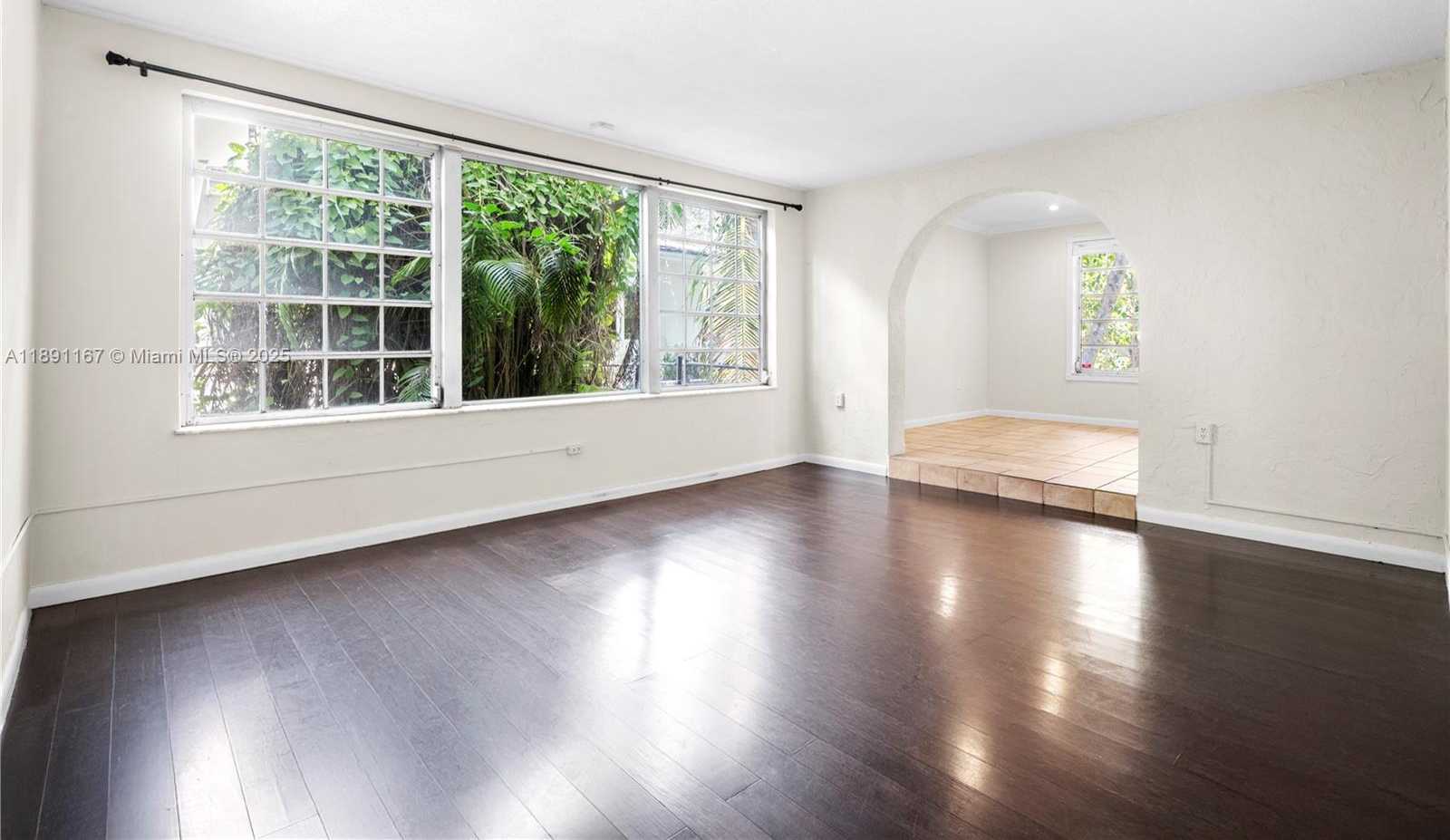 Small Image of 5520 SAN VICENTE ST, Coral Gables Number 9