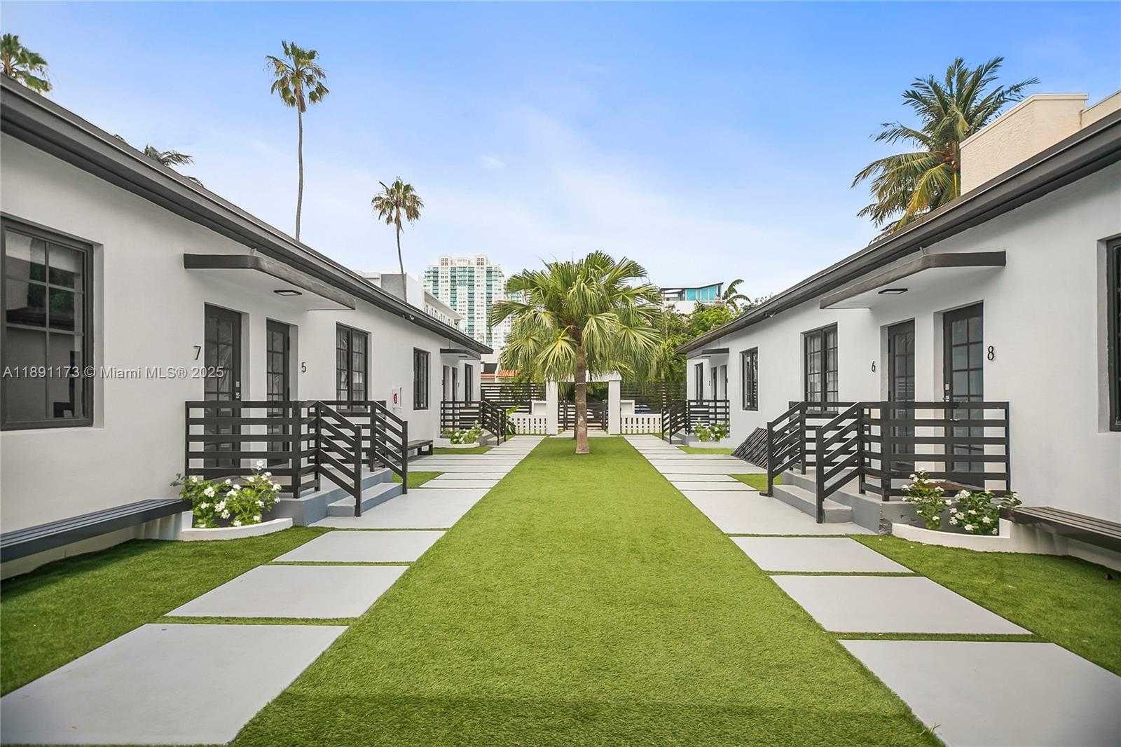 Small Image of 733 MICHIGAN AVE #9, Miami Beach Number 21