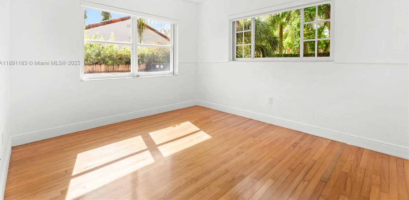 Small Image of 1307 VALENCIA AVE, Coral Gables Number 12