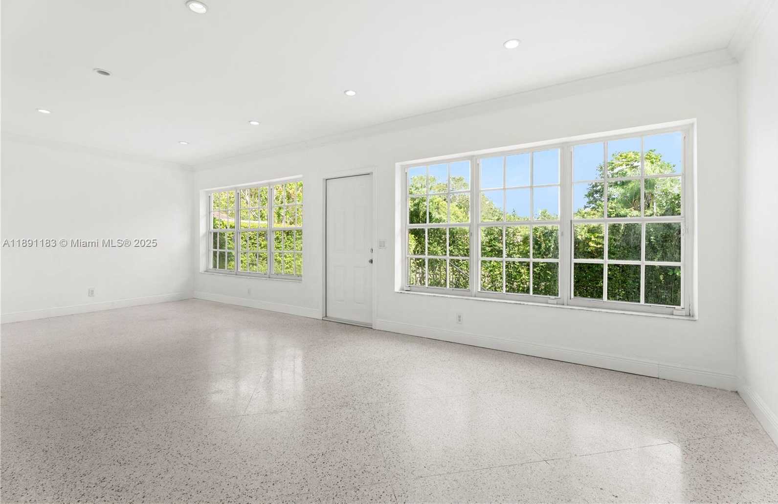 Small Image of 1307 VALENCIA AVE, Coral Gables Number 5