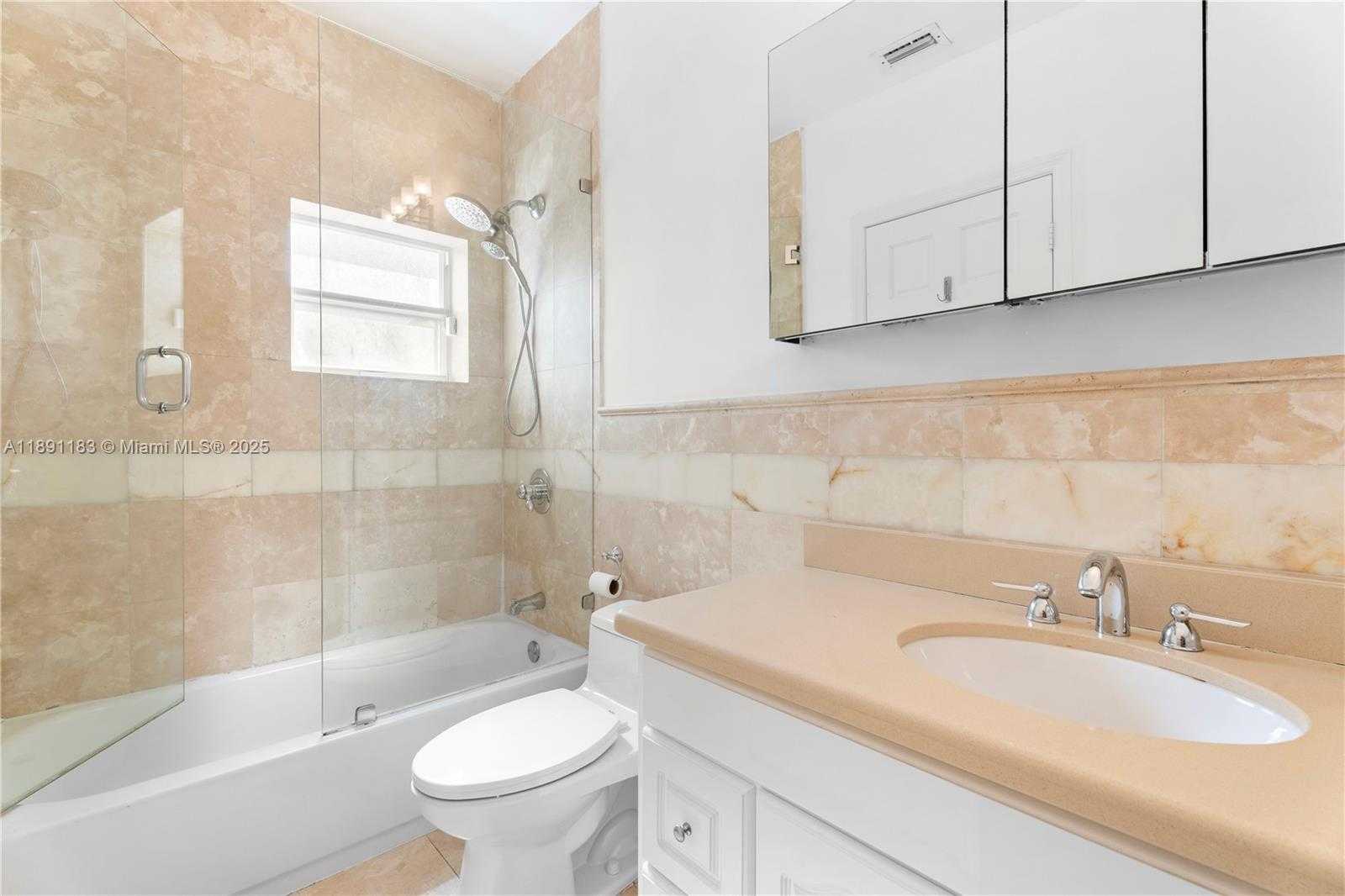 Small Image of 1307 VALENCIA AVE, Coral Gables Number 9