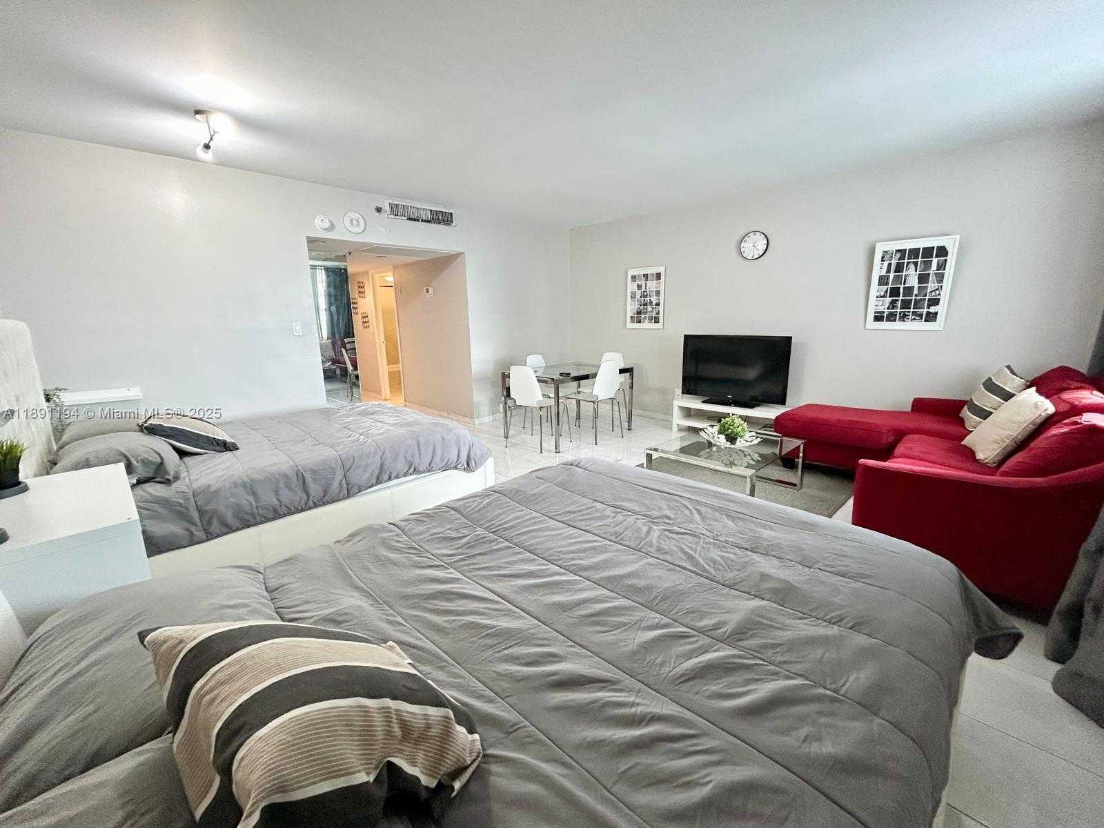 Small Image of 100 LINCOLN RD #1616, Miami Beach Number 2