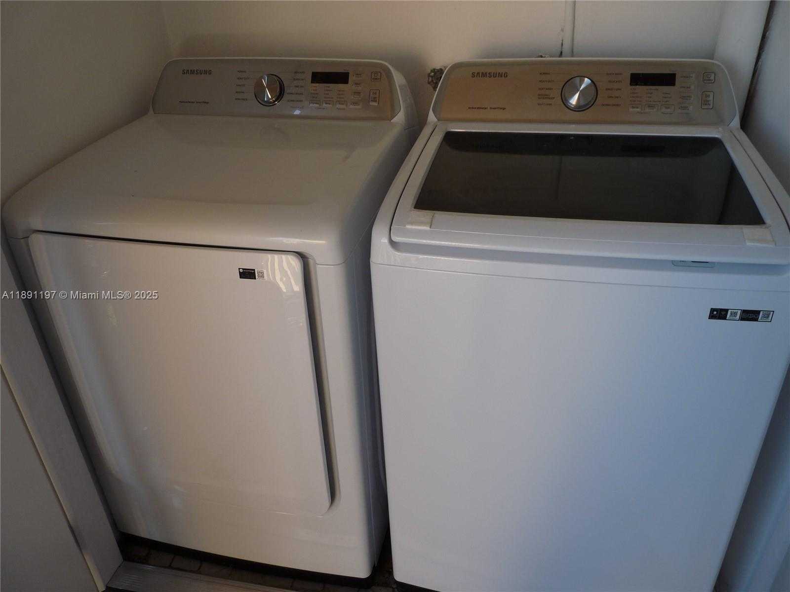 Small Image of 14601 NORTH KENDALL DR #402K, Miami Number 12