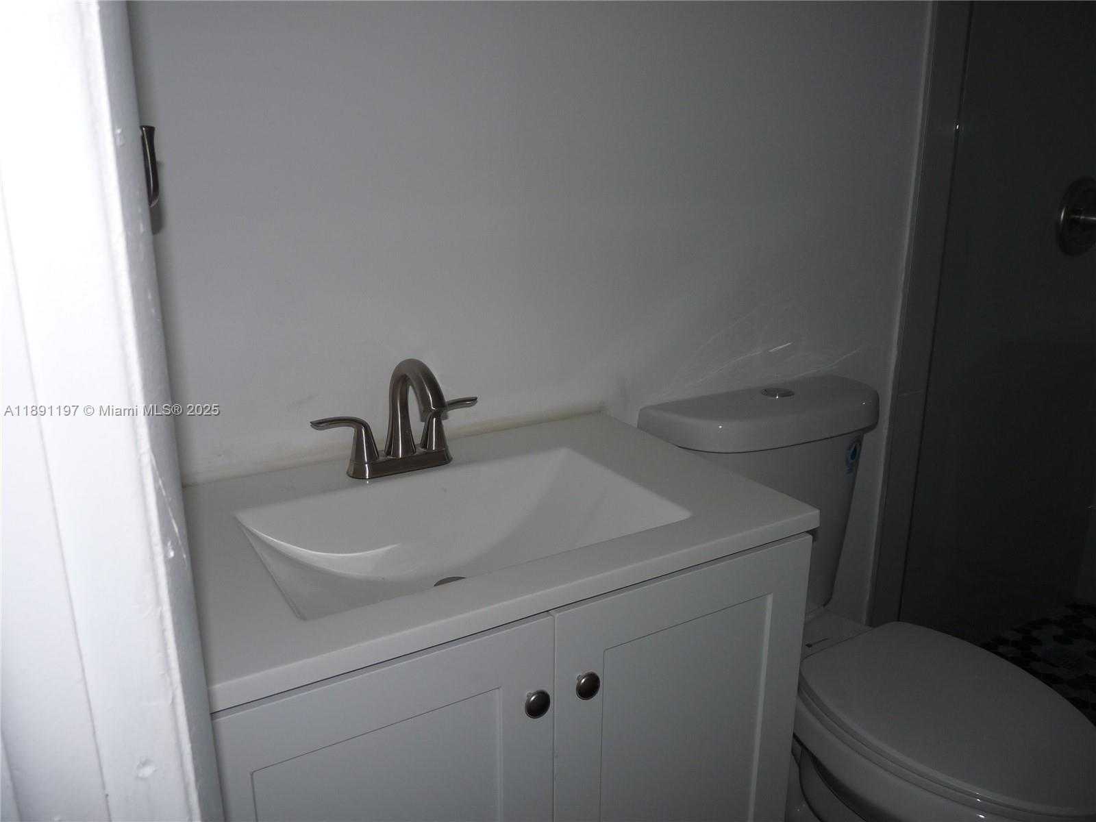 Small Image of 14601 NORTH KENDALL DR #402K, Miami Number 17