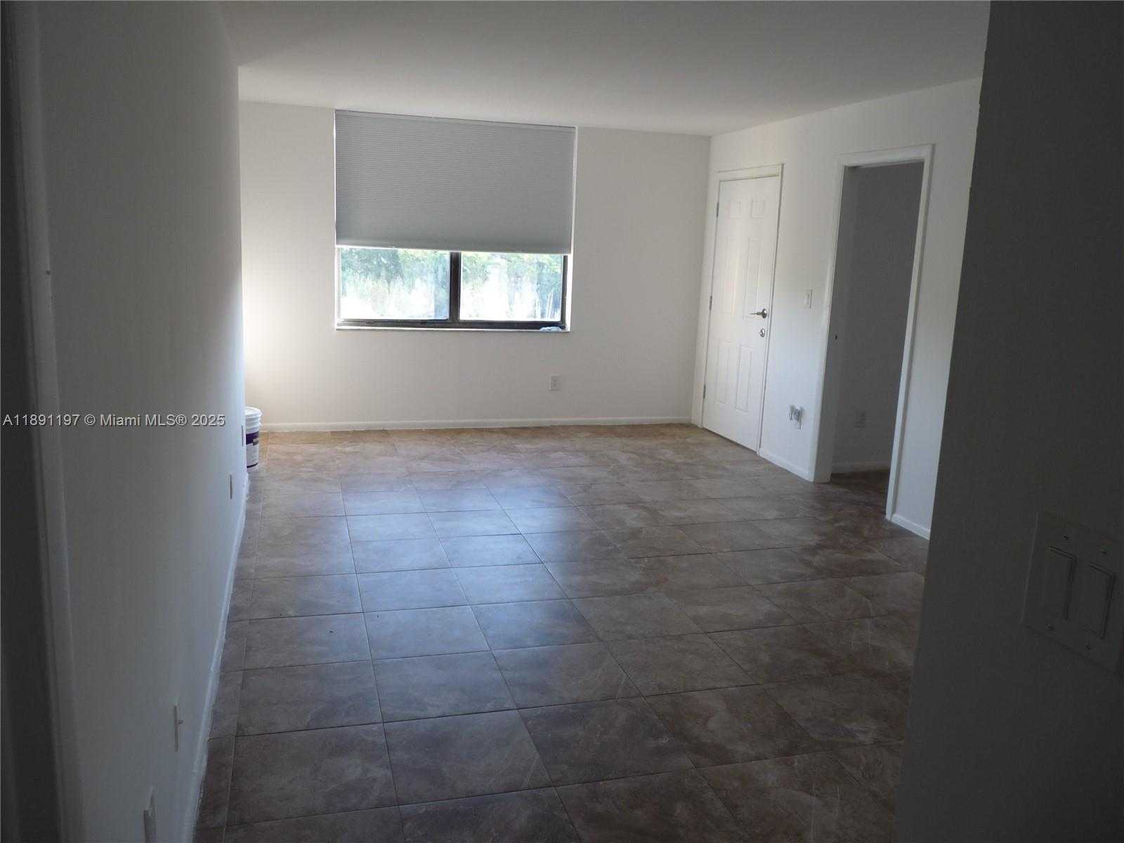 Small Image of 14601 NORTH KENDALL DR #402K, Miami Number 4