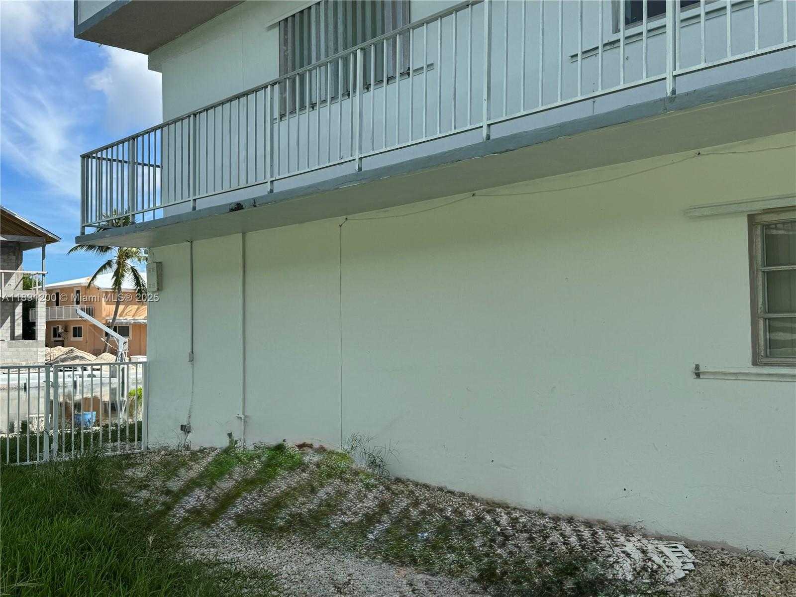 Small Image of 174 CORRINE PL #174, Key Largo Number 2
