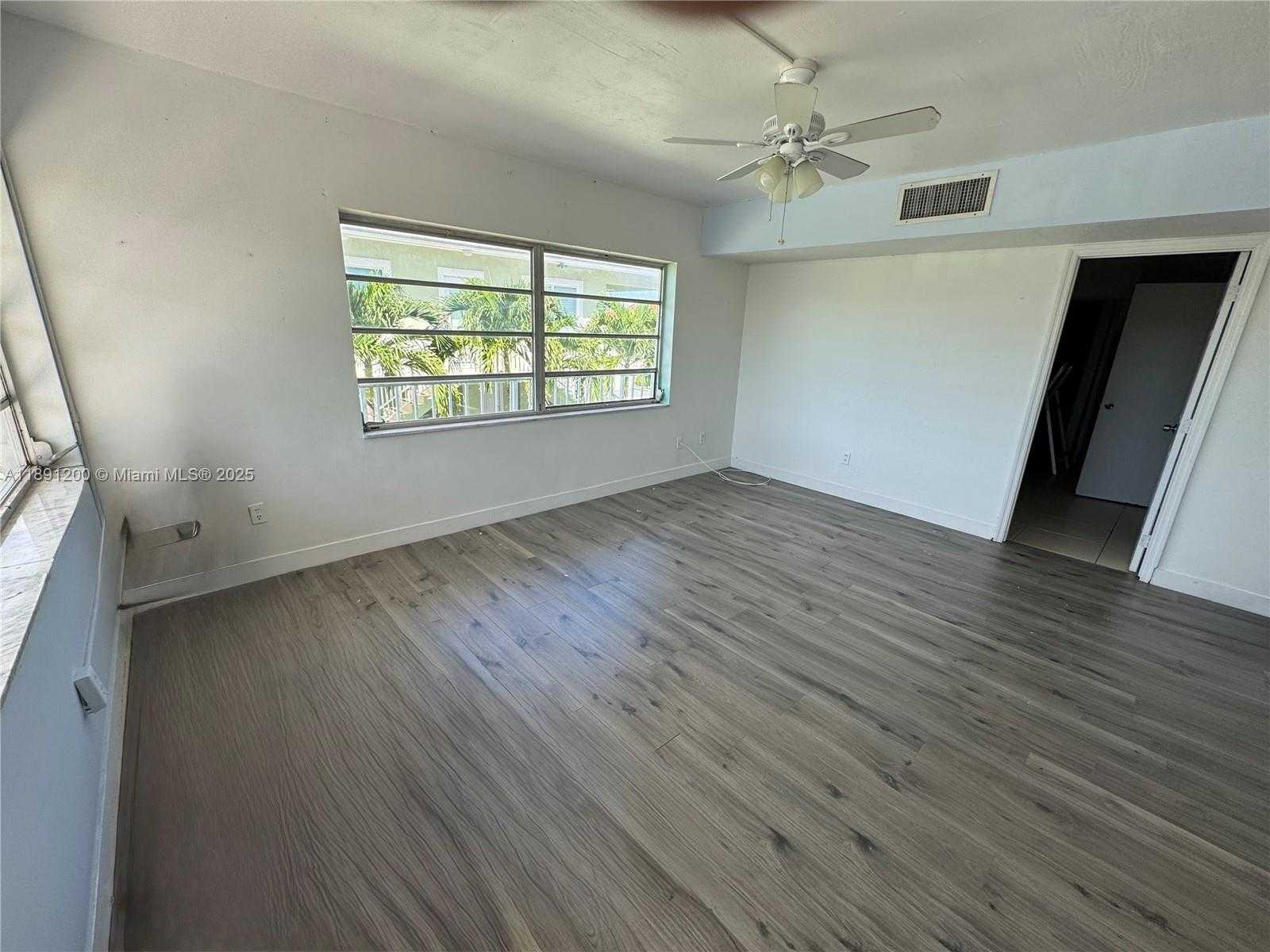 Small Image of 174 CORRINE PL #174, Key Largo Number 9