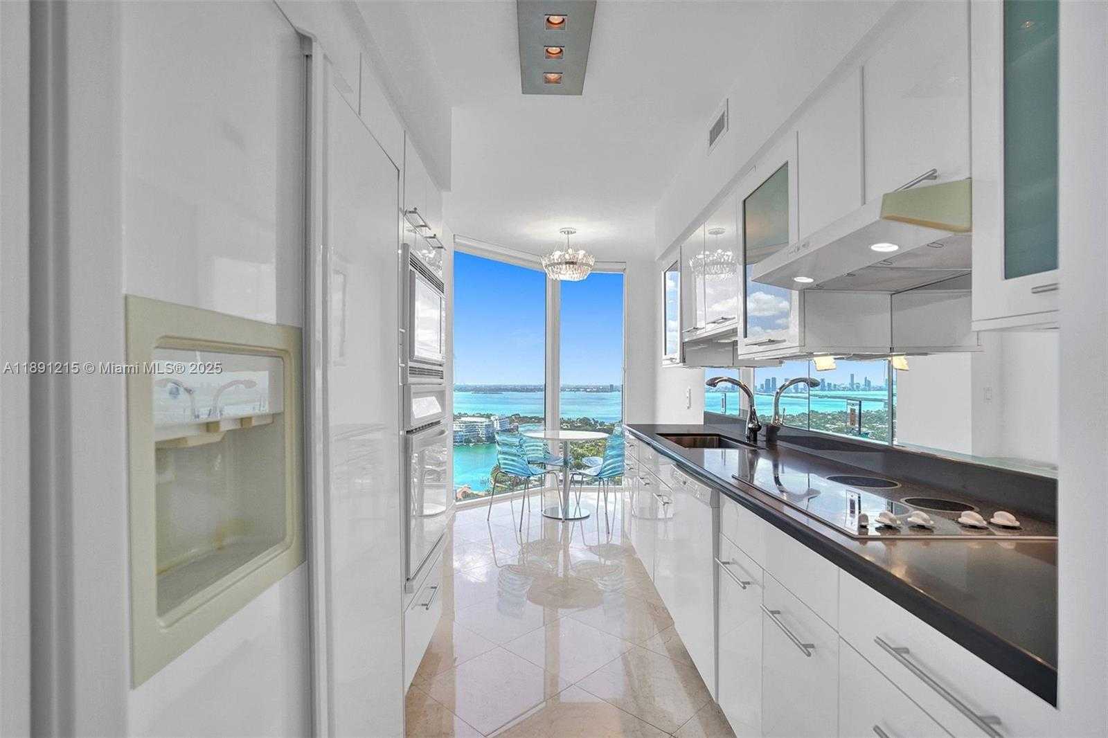 Small Image of 4779 COLLINS AVE #3705, Miami Beach Number 10