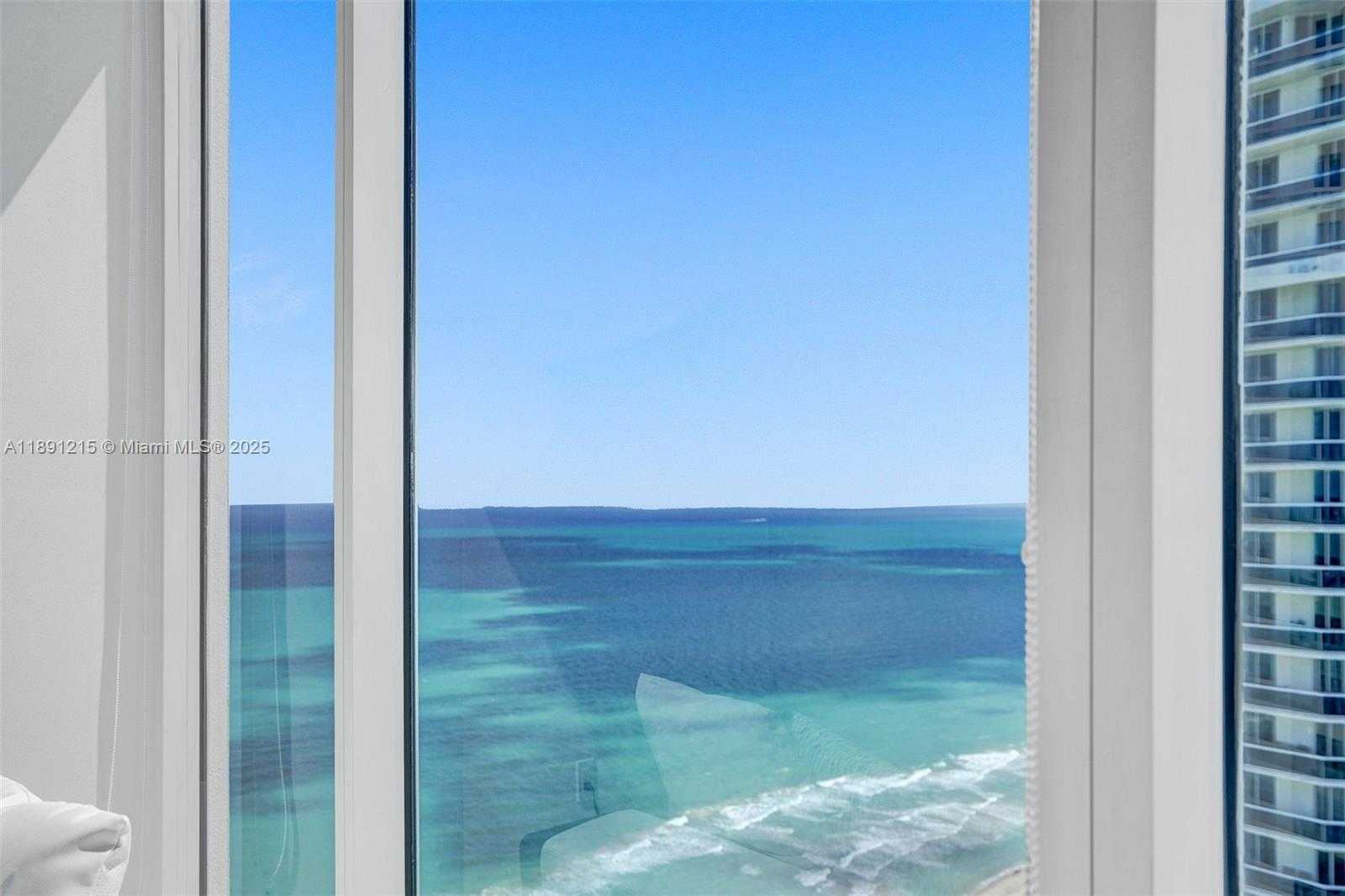 Small Image of 4779 COLLINS AVE #3705, Miami Beach Number 29