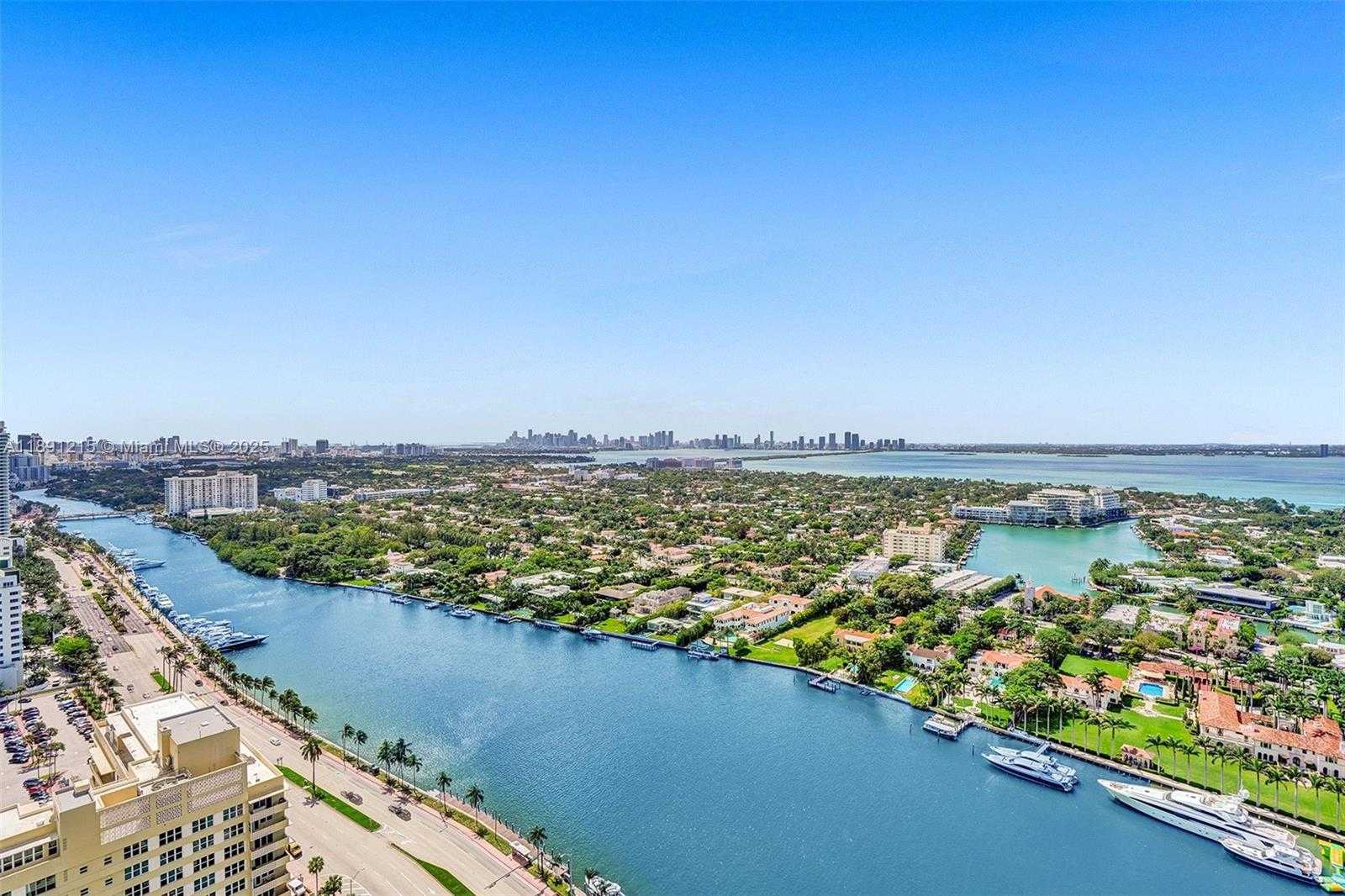 Small Image of 4779 COLLINS AVE #3705, Miami Beach Number 35