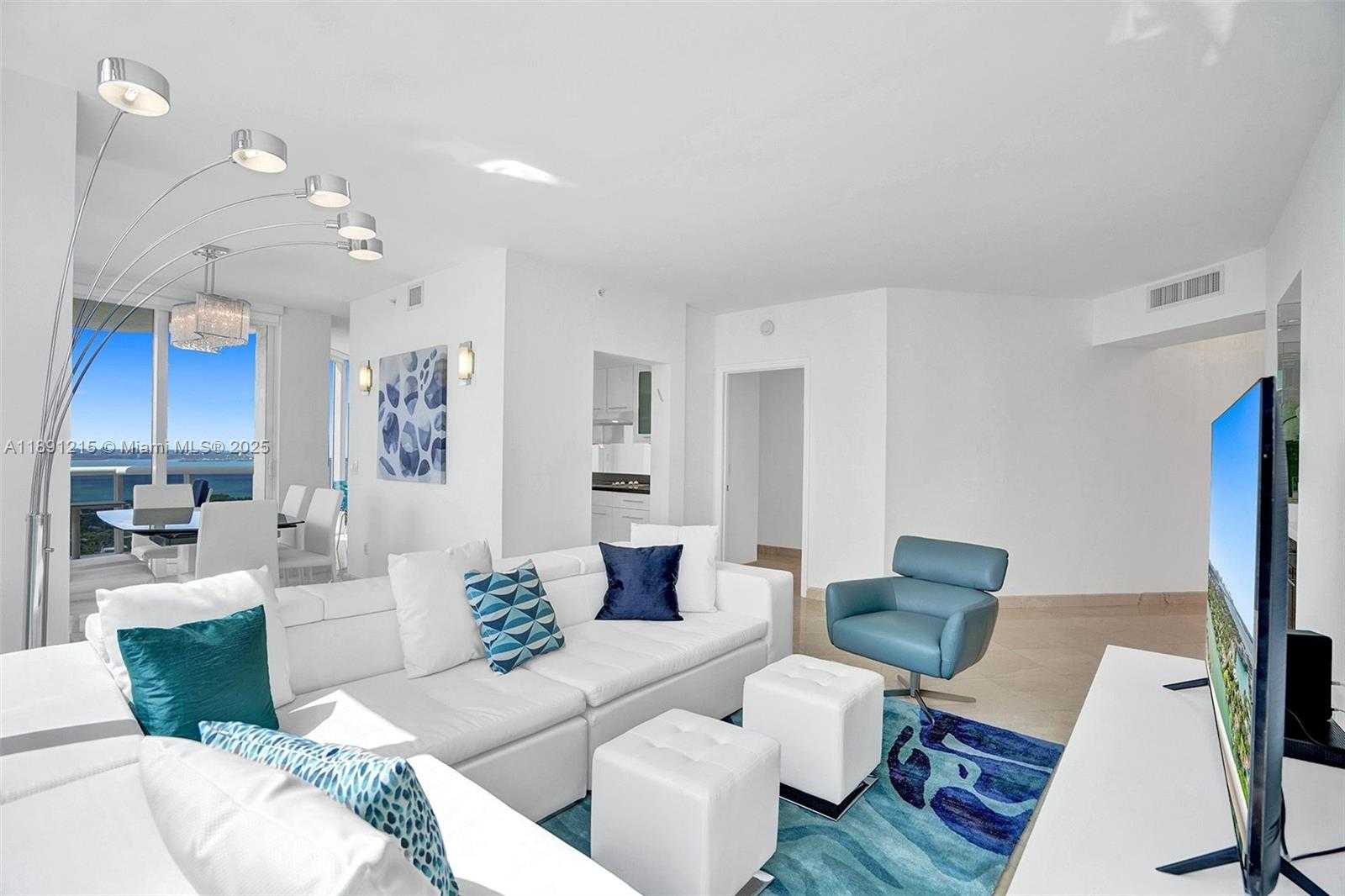 Small Image of 4779 COLLINS AVE #3705, Miami Beach Number 5