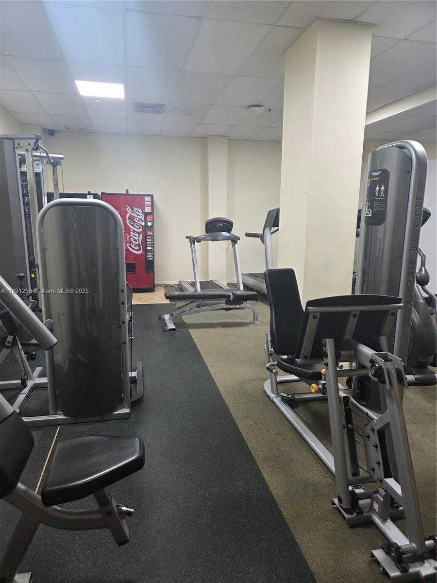 Small Image of 210 174TH ST #L18, Sunny Isles Beach Number 16