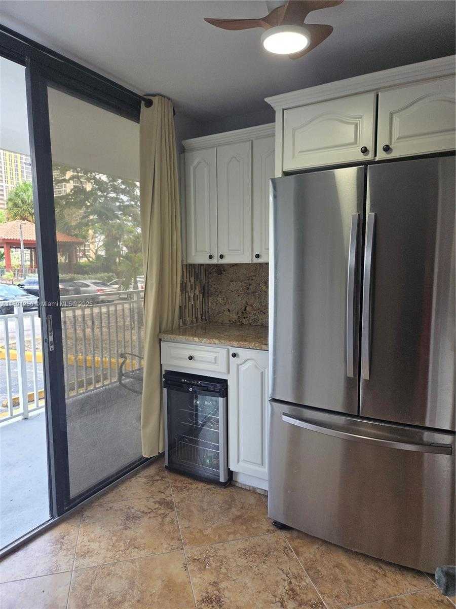 Small Image of 210 174TH ST #L18, Sunny Isles Beach Number 22
