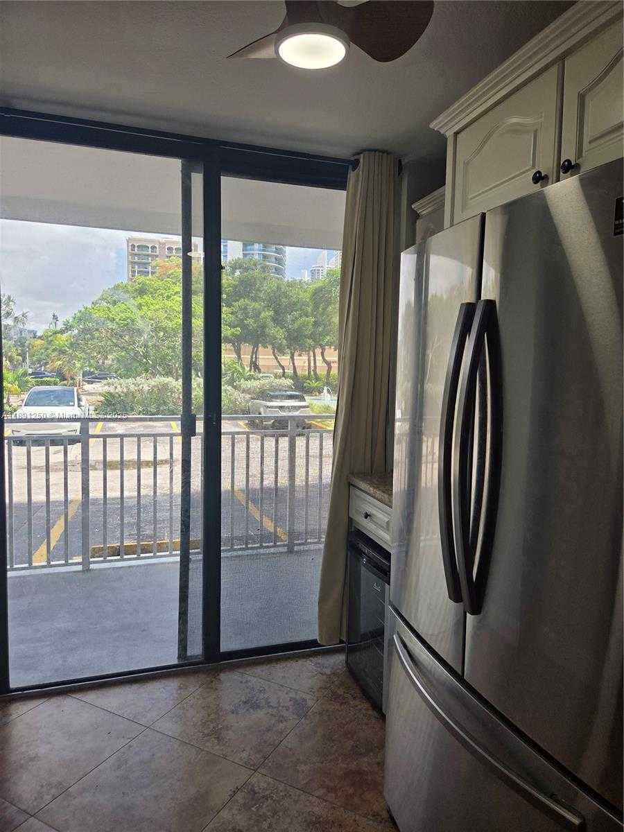 Small Image of 210 174TH ST #L18, Sunny Isles Beach Number 23