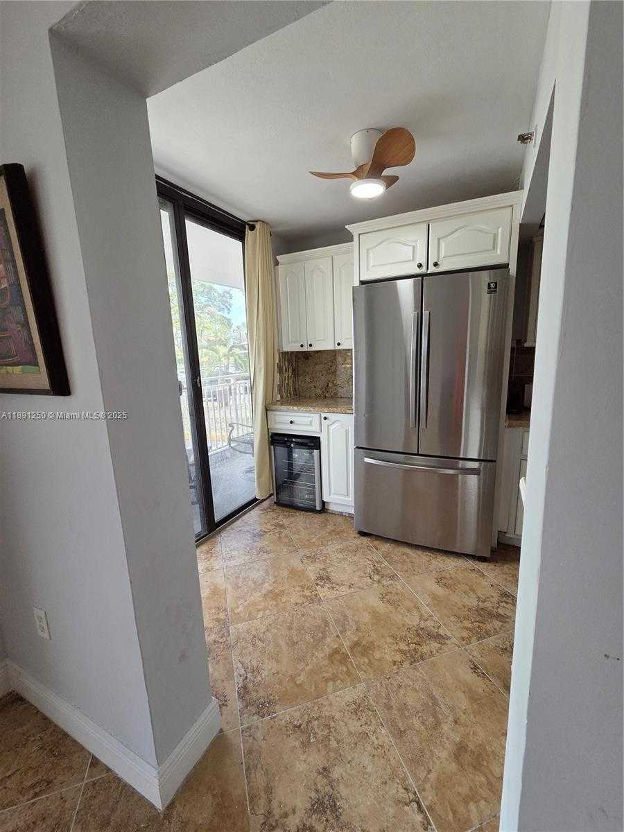 Small Image of 210 174TH ST #L18, Sunny Isles Beach Number 25