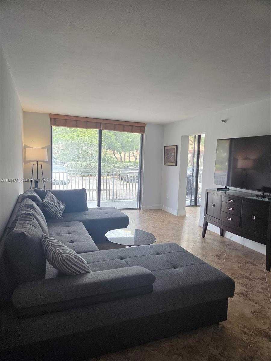 Small Image of 210 174TH ST #L18, Sunny Isles Beach Number 27