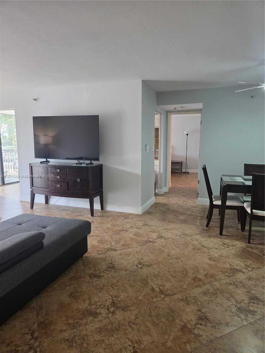 Small Image of 210 174TH ST #L18, Sunny Isles Beach Number 28