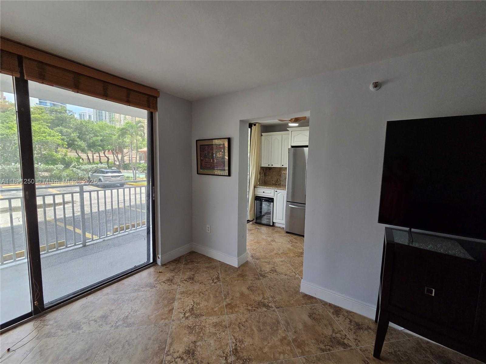 Small Image of 210 174TH ST #L18, Sunny Isles Beach Number 35