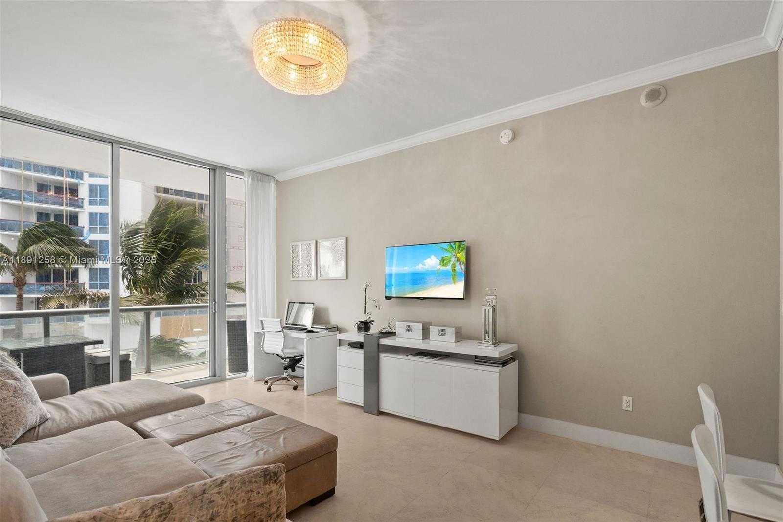 Small Image of 6799 COLLINS AVE #209, Miami Beach Number 10