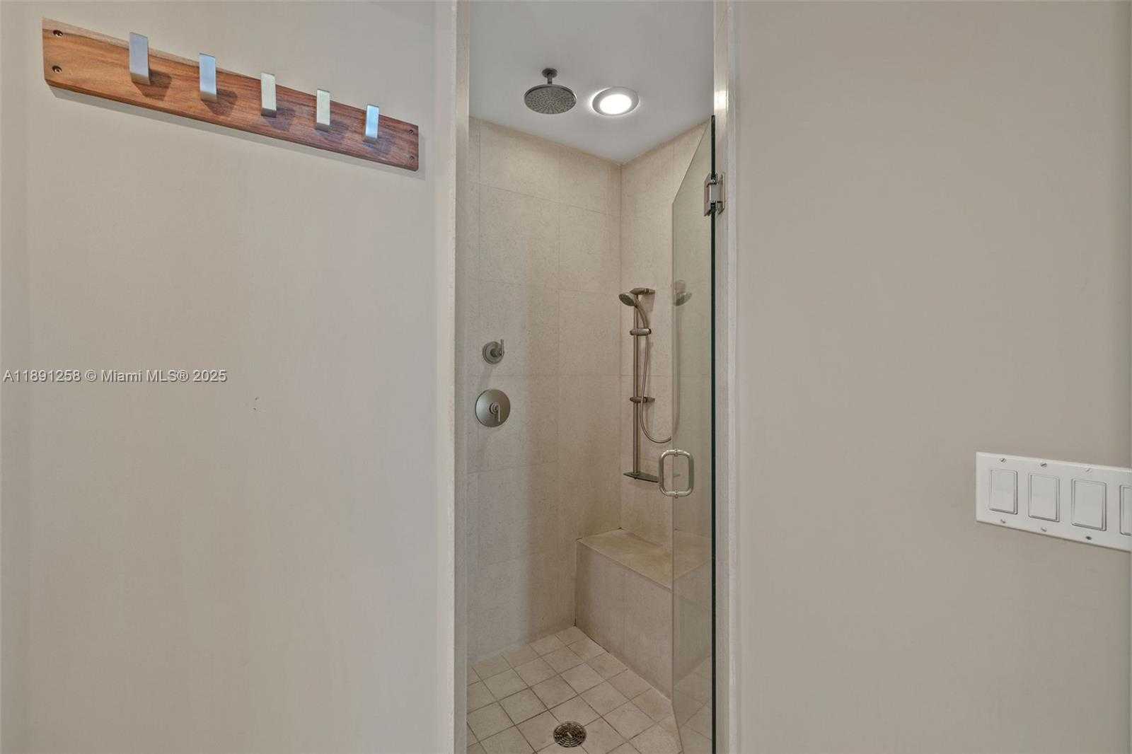 Small Image of 6799 COLLINS AVE #209, Miami Beach Number 21