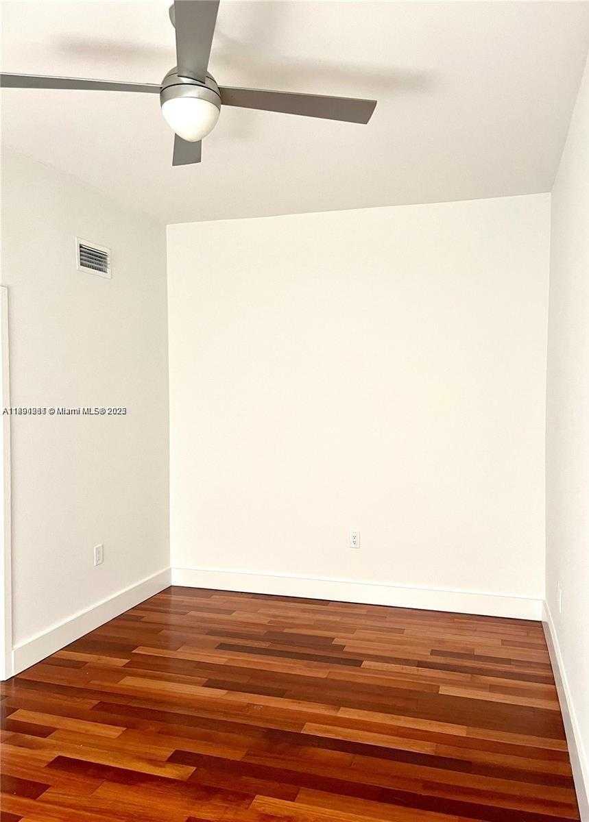 Small Image of 810 PENNSYLVANIA AVE #9, Miami Beach Number 16