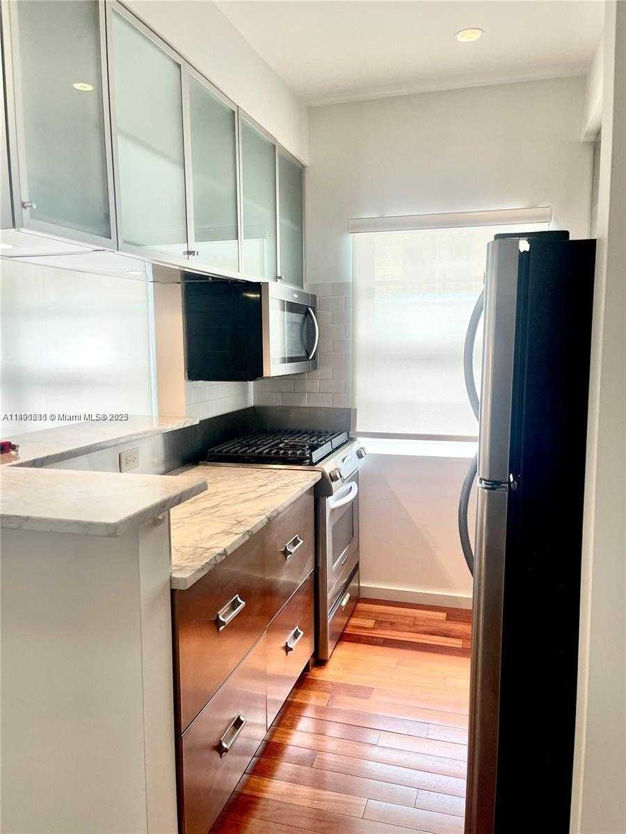 Small Image of 810 PENNSYLVANIA AVE #9, Miami Beach Number 6