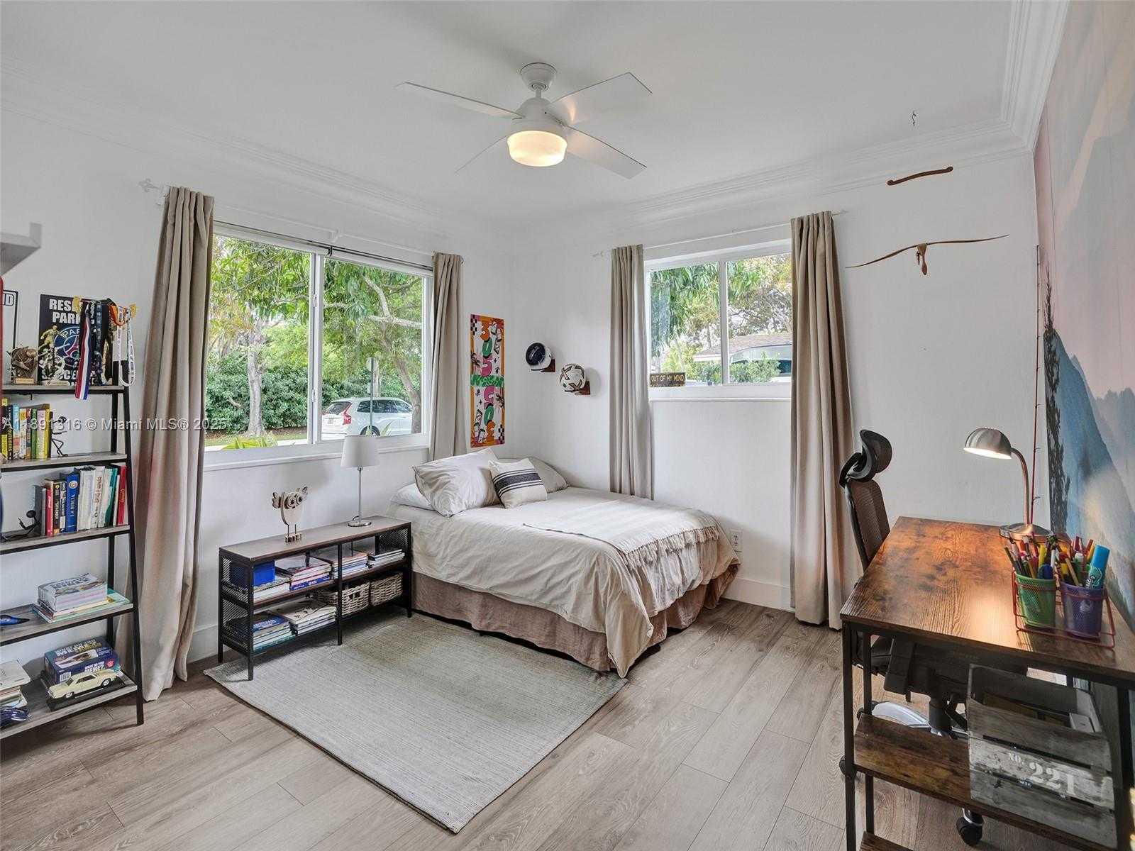 Small Image of 13555 SOUTH WEST 74TH AVE #13555, Pinecrest Number 17