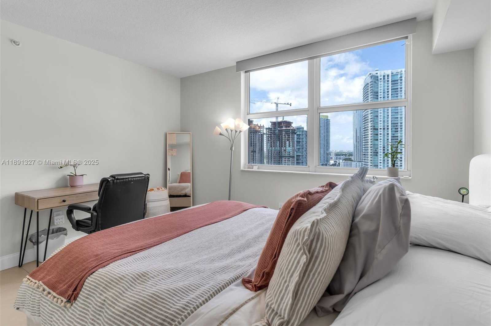 Small Image of 31 SOUTH EAST 5TH ST #2607, Miami Number 14