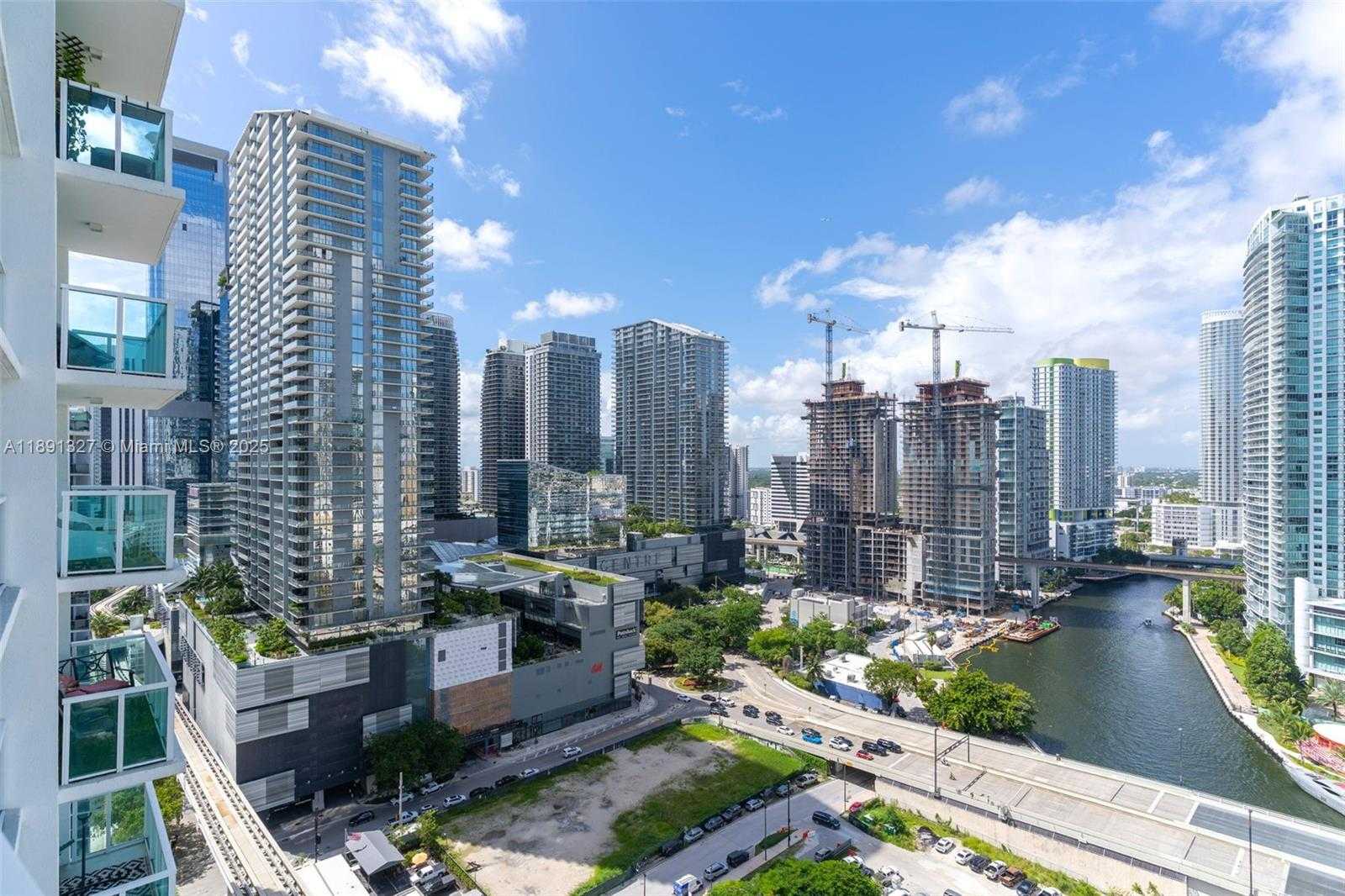 Small Image of 31 SOUTH EAST 5TH ST #2607, Miami Number 21
