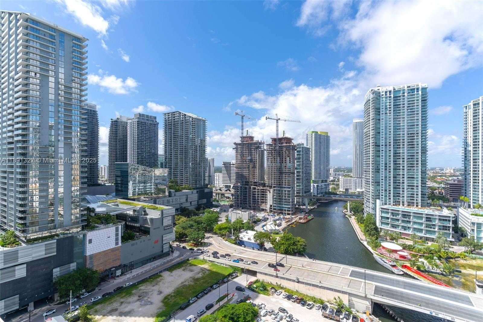 Small Image of 31 SOUTH EAST 5TH ST #2607, Miami Number 23