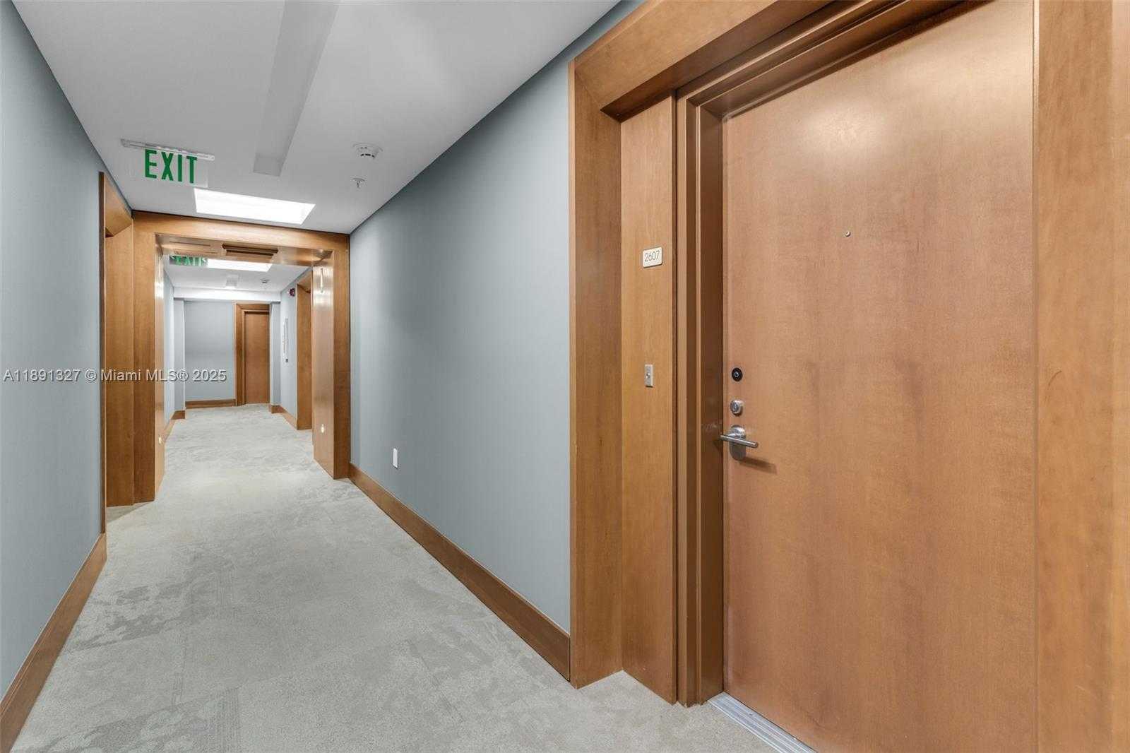 Small Image of 31 SOUTH EAST 5TH ST #2607, Miami Number 3