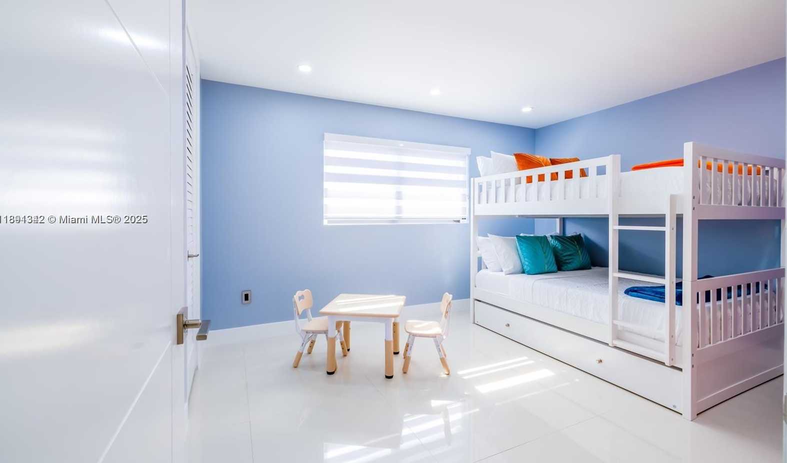 Small Image of 3221 SOUTH WEST 140TH AVE, Miami Number 10