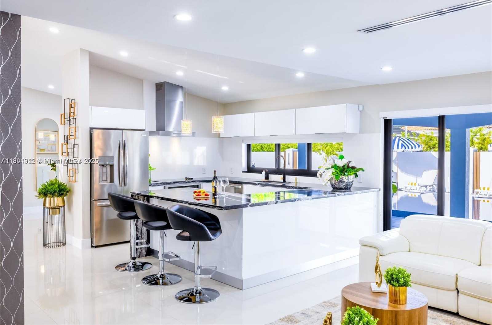 Small Image of 3221 SOUTH WEST 140TH AVE, Miami Number 14