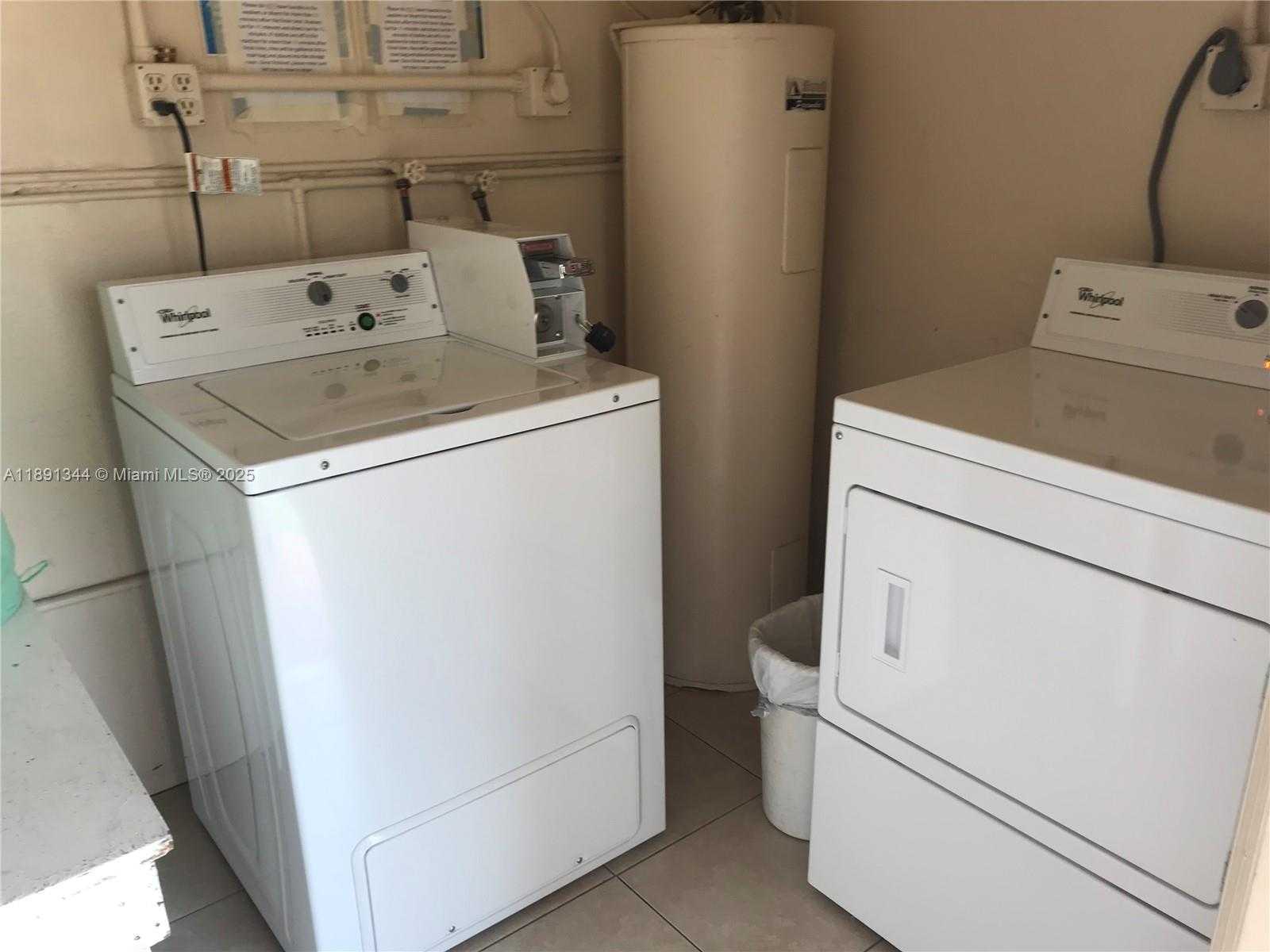 Small Image of 2832 FILLMORE ST #22, Hollywood Number 15