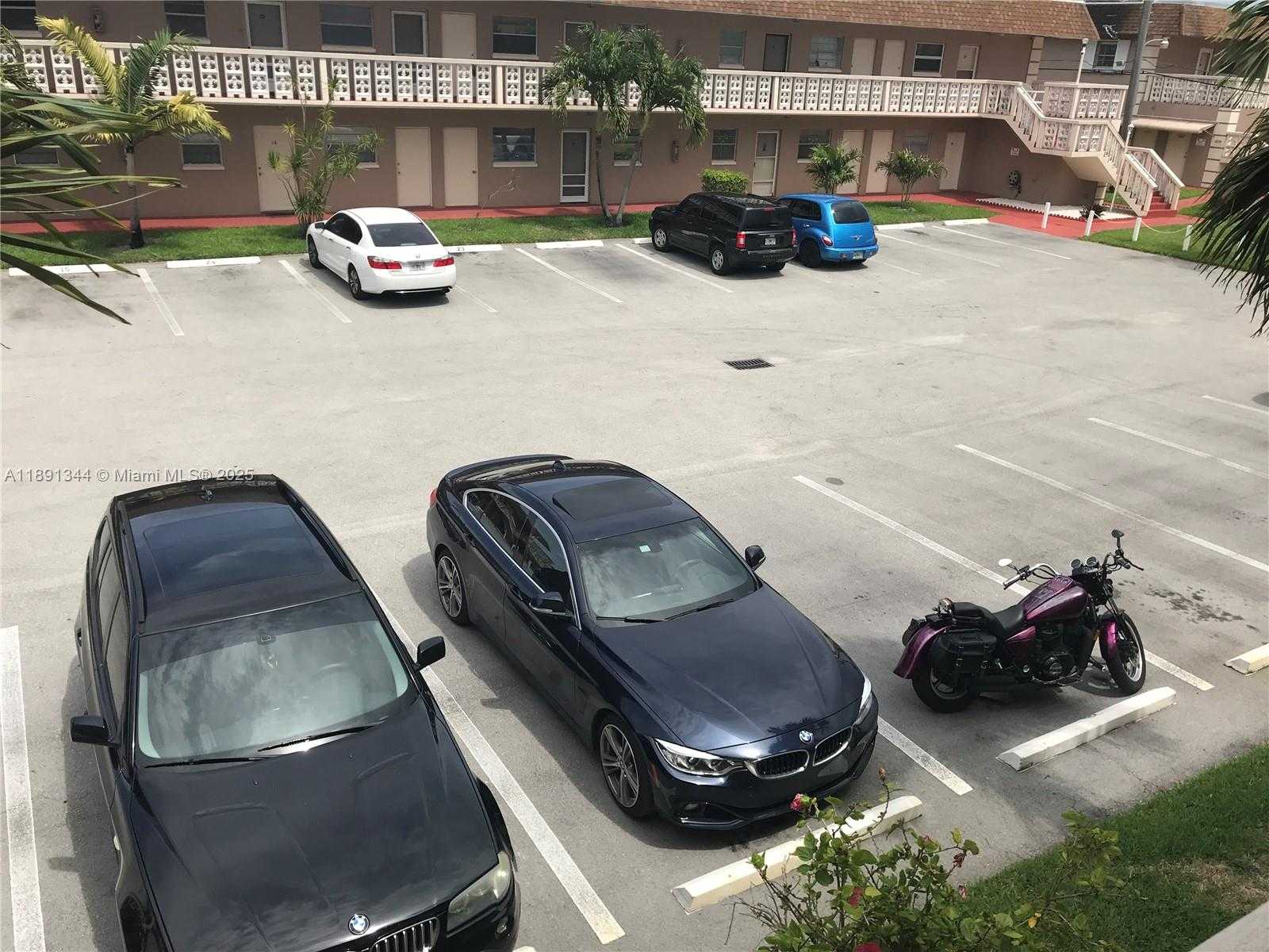 Small Image of 2832 FILLMORE ST #22, Hollywood Number 18