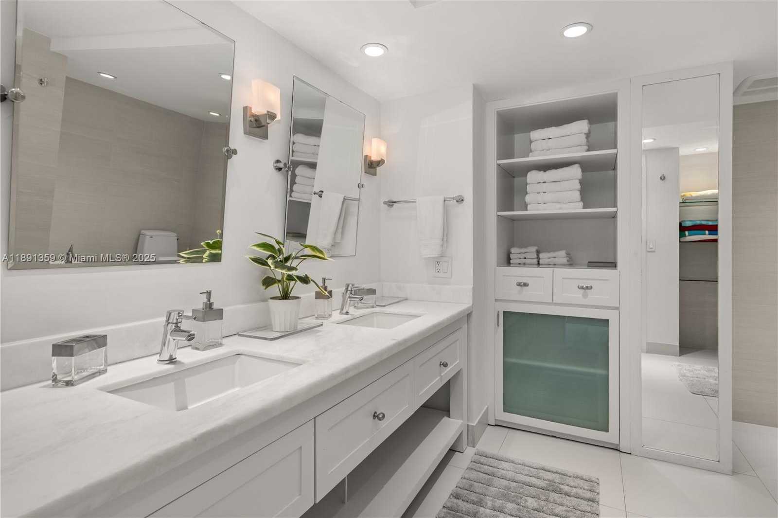 Small Image of 101 CRANDON BLVD #379, Key Biscayne Number 10