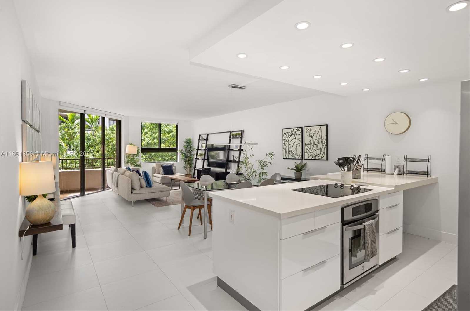 Small Image of 101 CRANDON BLVD #379, Key Biscayne Number 5