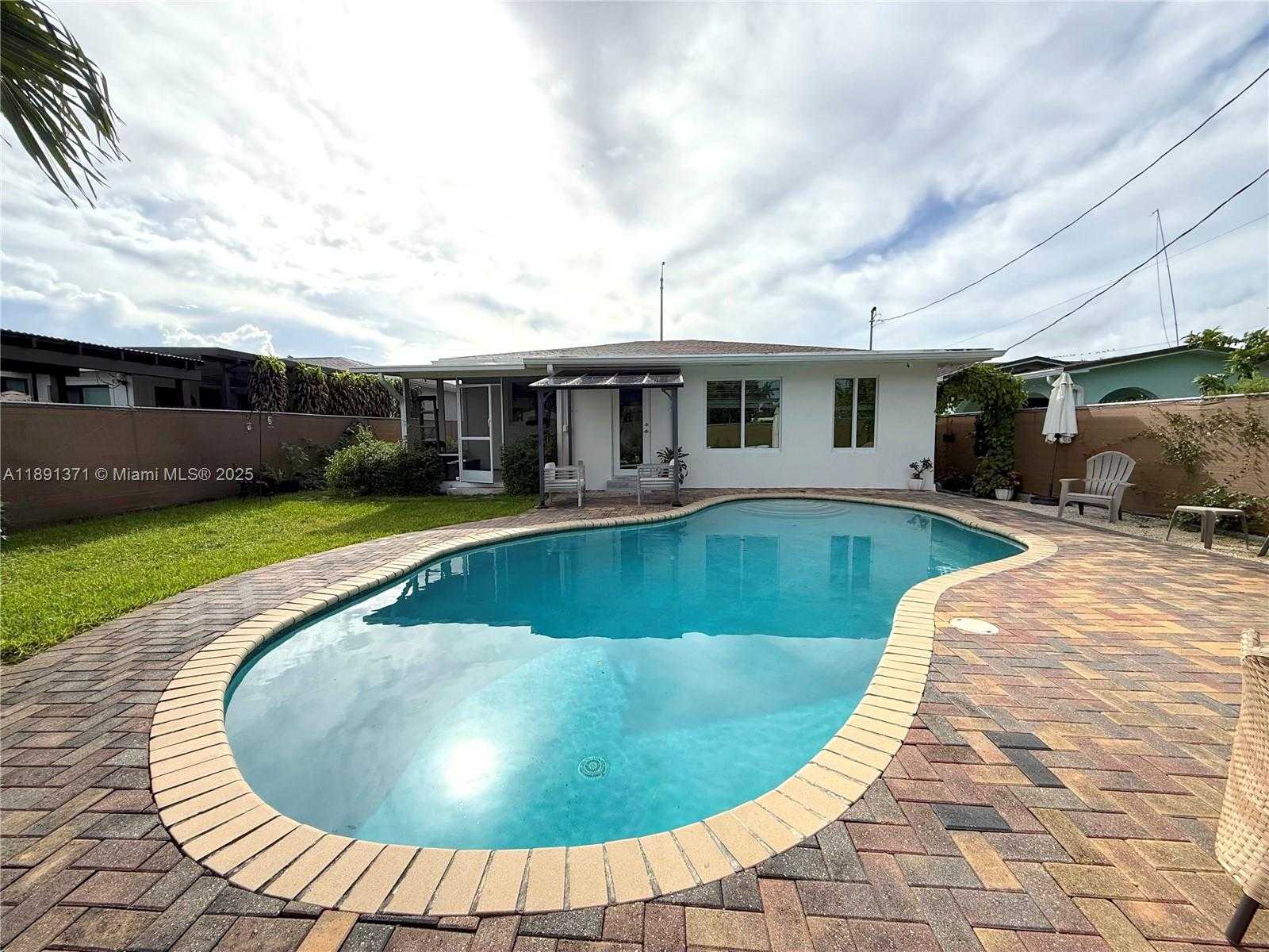 Small Image of 2625 SOUTH WEST 67TH AVE #1, Miami Number 17
