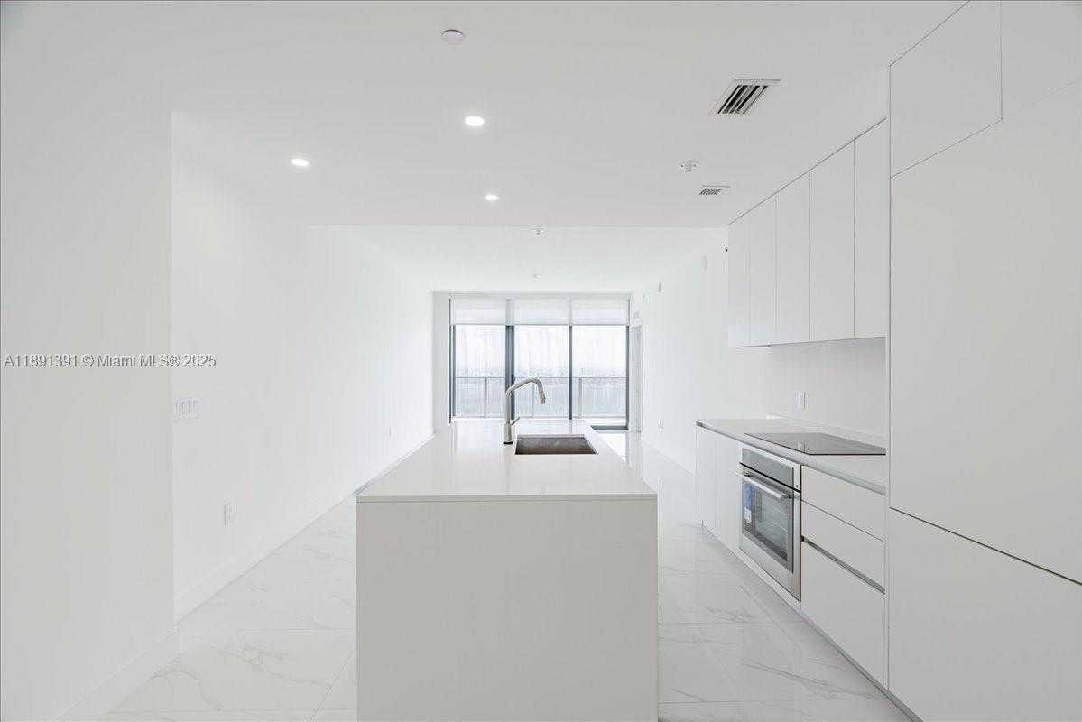 Small Image of 700 NORTH EAST 24TH STREET #5604, Miami Number 4