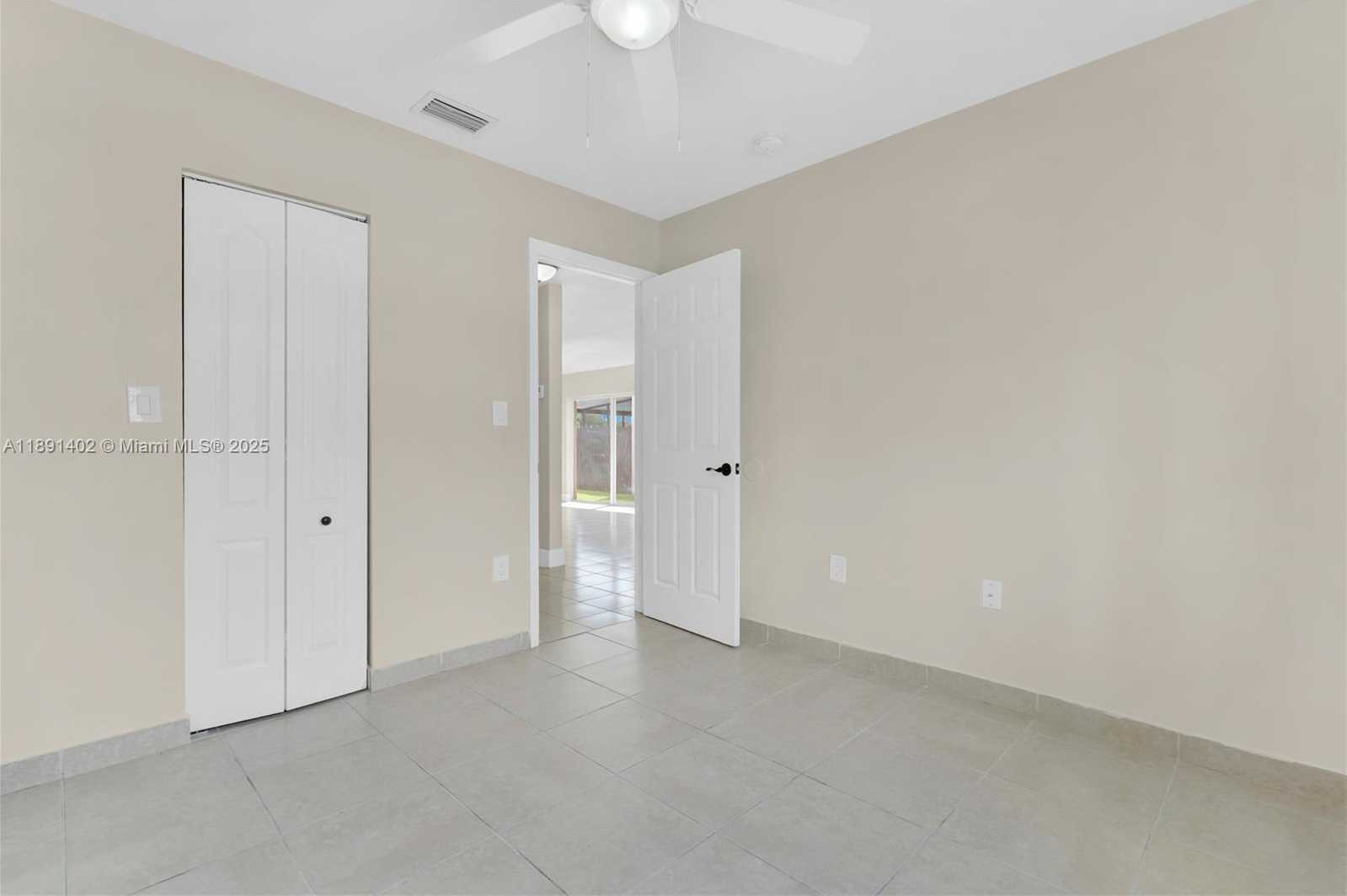 Small Image of 16215 SOUTH WEST 137TH CT, Miami Number 14