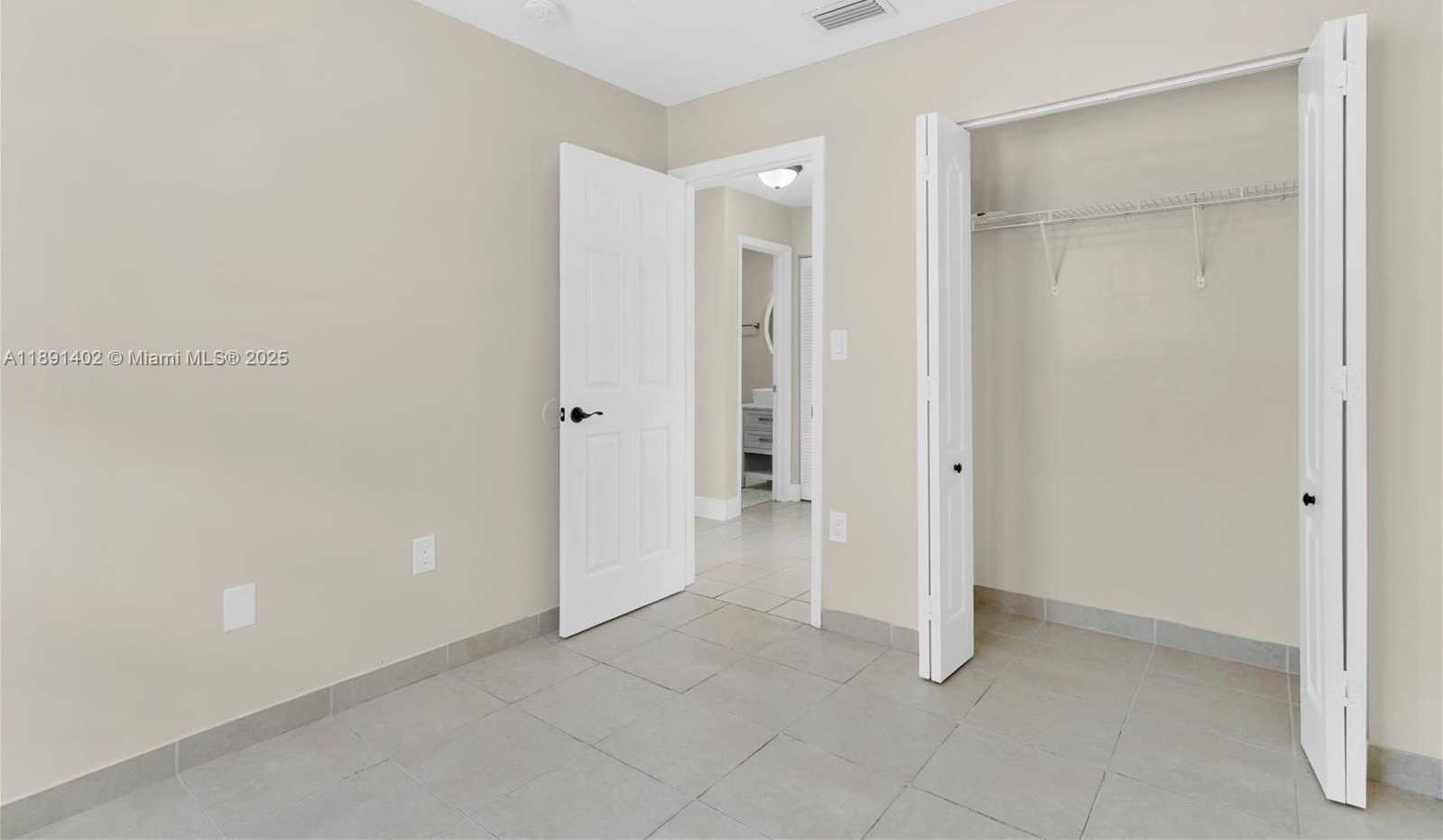Small Image of 16215 SOUTH WEST 137TH CT, Miami Number 17