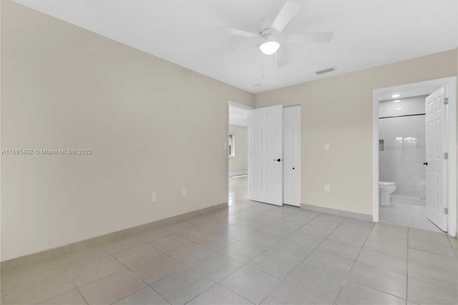 Small Image of 16215 SOUTH WEST 137TH CT, Miami Number 21