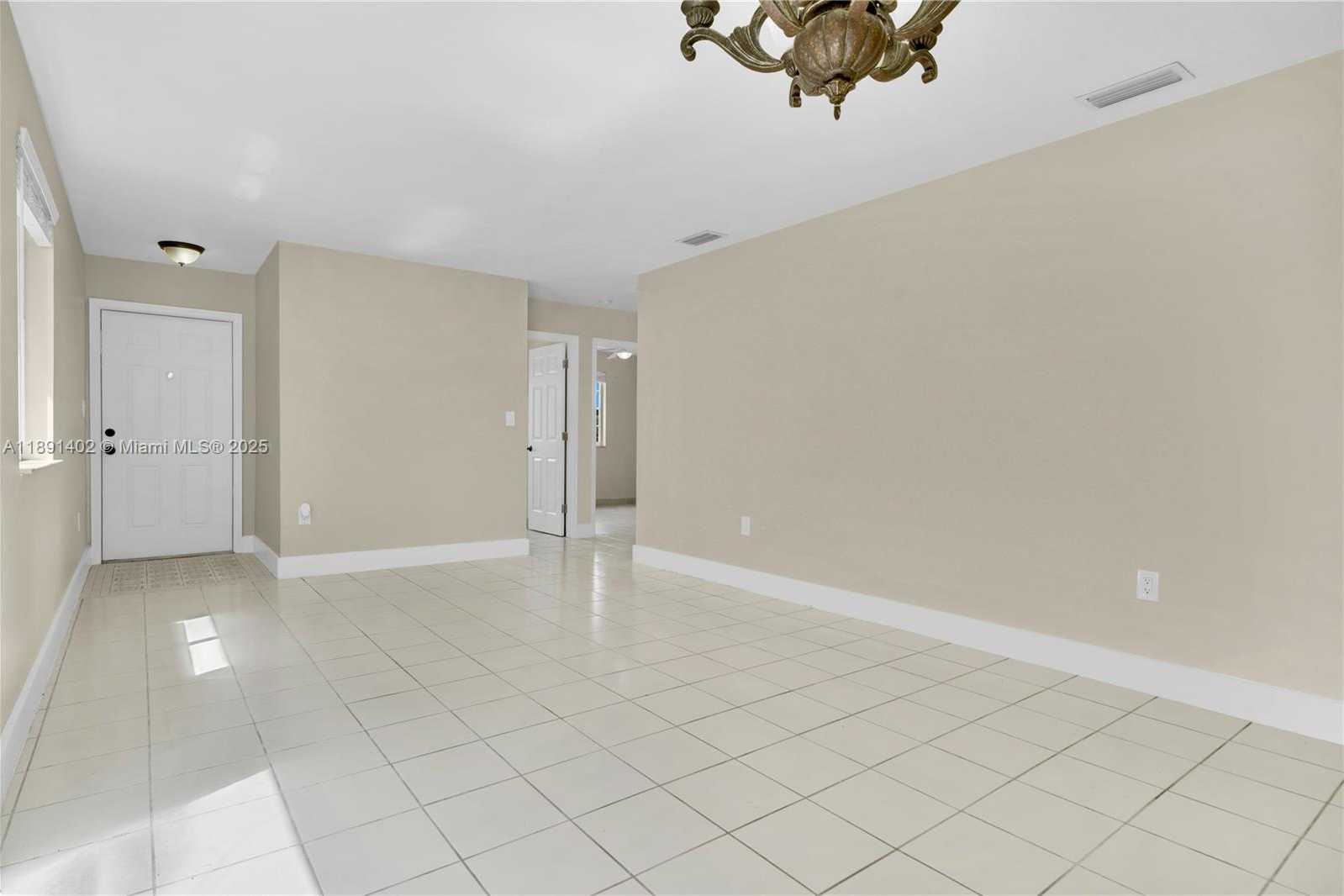 Small Image of 16215 SOUTH WEST 137TH CT, Miami Number 25