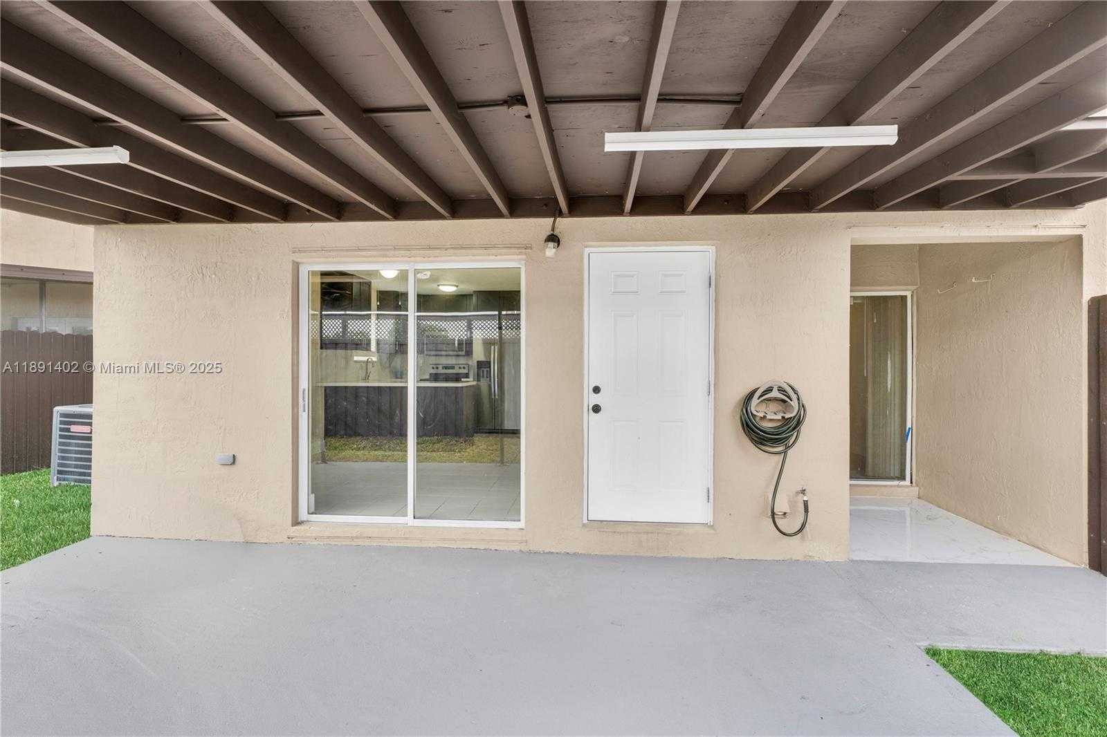 Small Image of 16215 SOUTH WEST 137TH CT, Miami Number 28