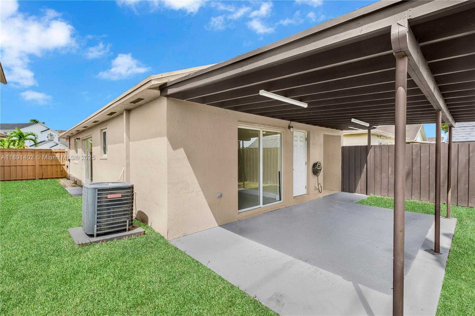 Small Image of 16215 SOUTH WEST 137TH CT, Miami Number 29