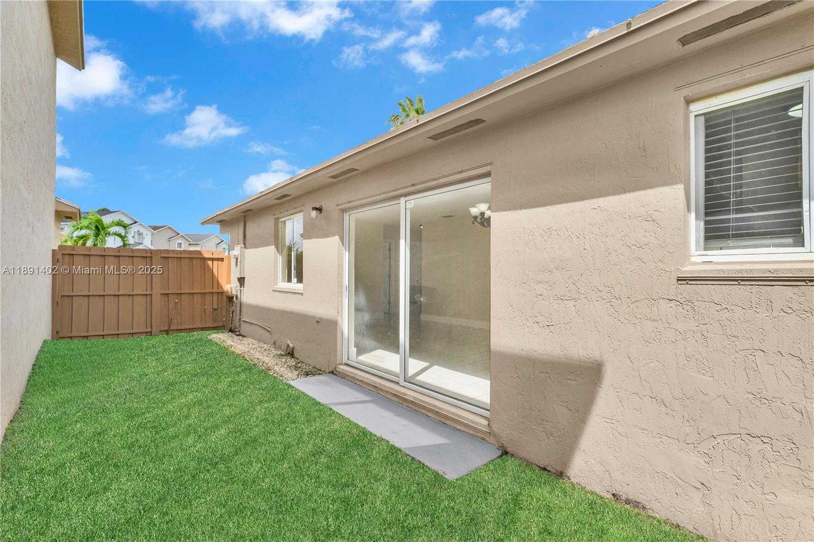 Small Image of 16215 SOUTH WEST 137TH CT, Miami Number 30