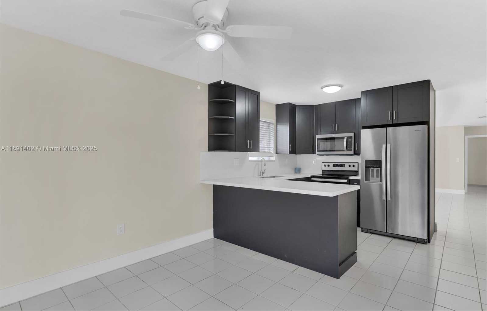 Small Image of 16215 SOUTH WEST 137TH CT, Miami Number 4