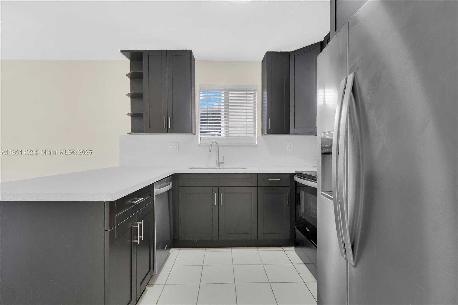 Small Image of 16215 SOUTH WEST 137TH CT, Miami Number 5