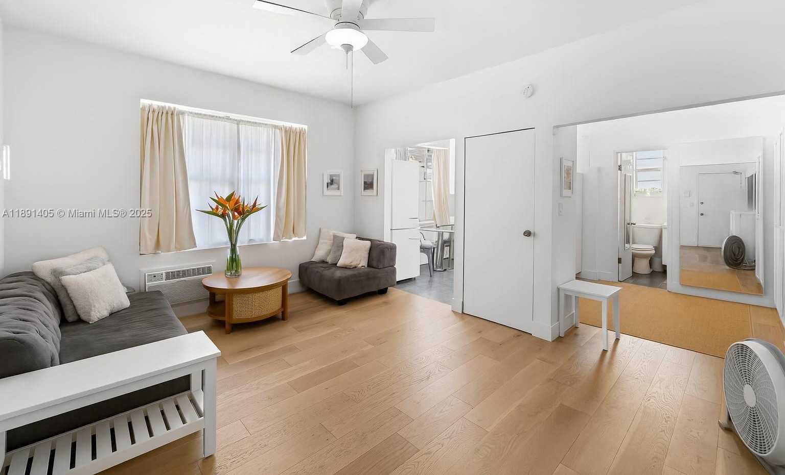 Small Image of 1005 MERIDIAN AVE #7, Miami Beach Number 6